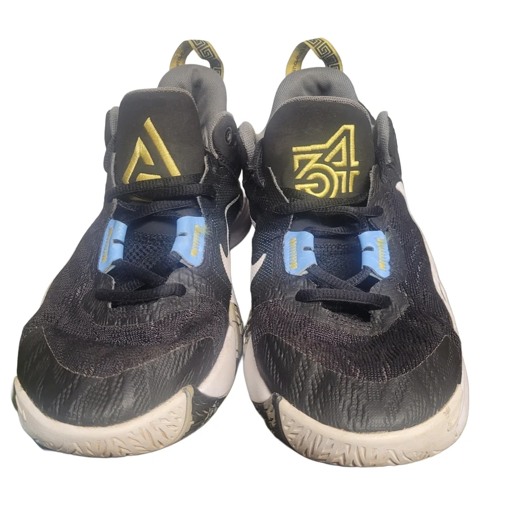 Nike Giannis Immortality Youth Black and White Athletic Basketball Sneakers 5.5 - Picture 4 of 5